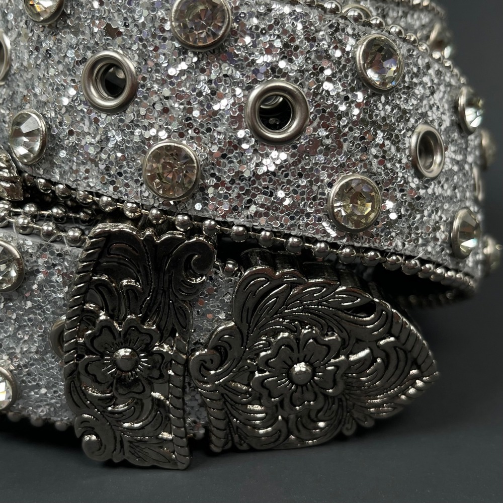 Vintage Rhinestone Western Belt Womens 30/32 Silver Studded Floral Buckle Rodeo - Picture 4 of 10